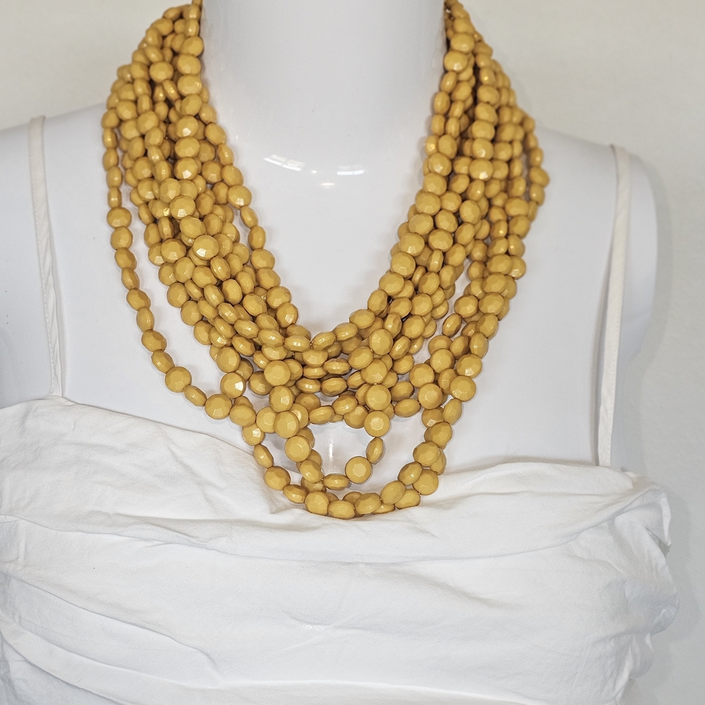 Elegant Yellow Beaded Necklace